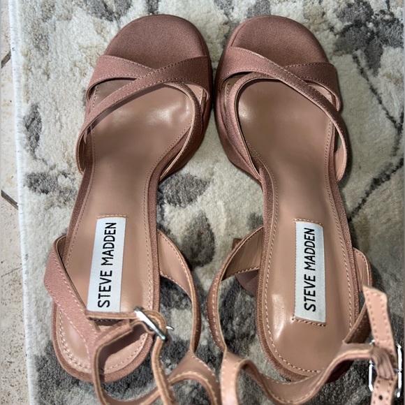 Steve Madden - Block Platform Heels - Picture 9 of 16